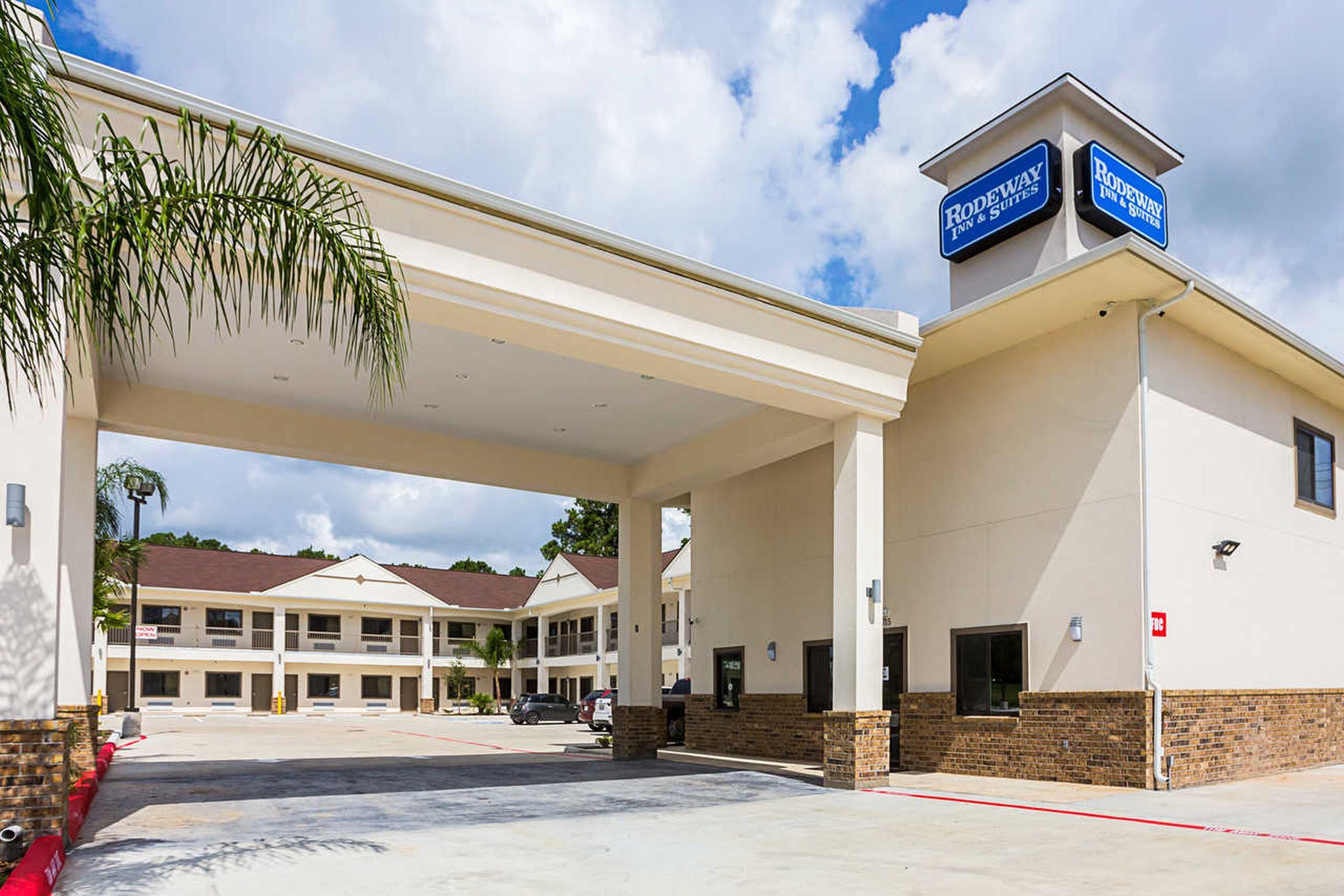 Rodeway Inn & Suites クラークスビル エクステリア 写真